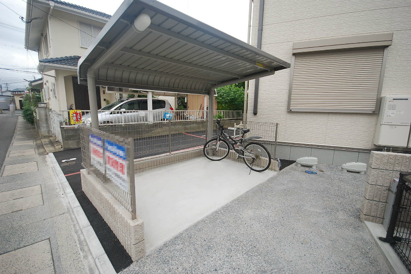 スペランツァ 駐輪場