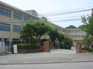 KTビル 和白丘中学校
