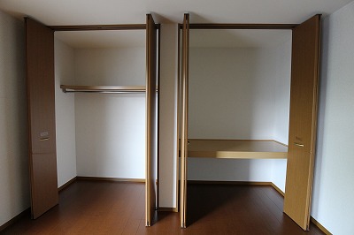 サンシャイン 収納も2種類あり布団も直せます。