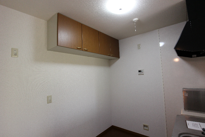 サンシャイン キッチン後ろには上部収納があります。