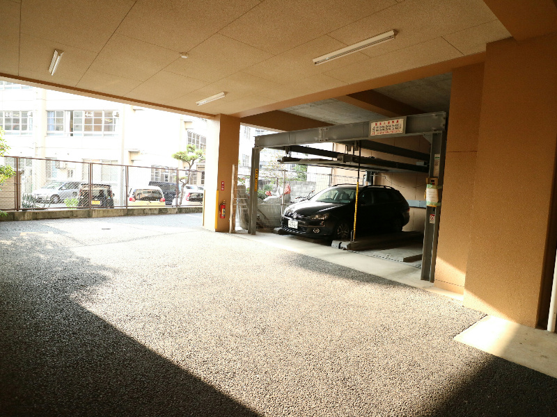 グレイズサイド 駐車場