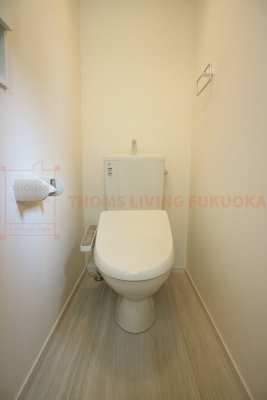 春日原南町4丁目戸建 トイレ