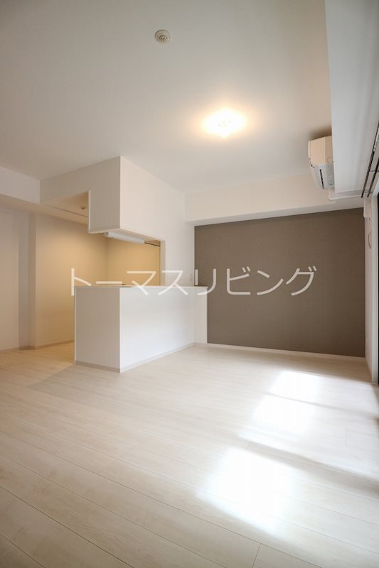 CINQ IWASE BLD リビング