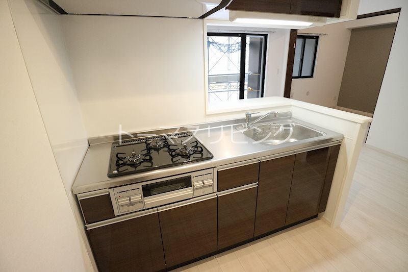 CINQ IWASE BLD キッチン