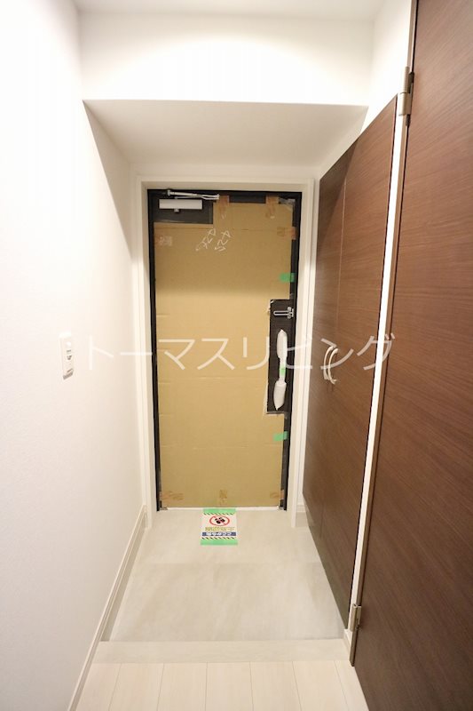 CINQ IWASE BLD 玄関