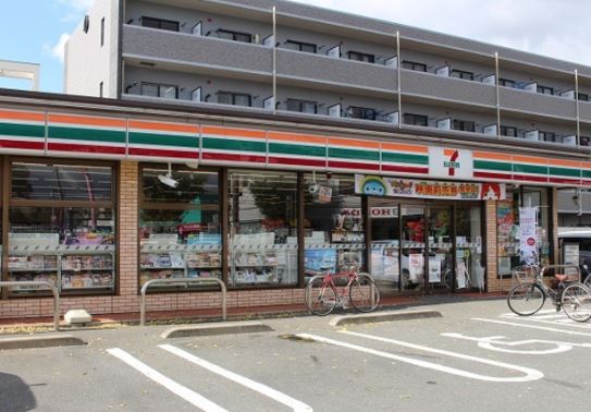 ステラSTⅢ ｾﾌﾞﾝｲﾚﾌﾞﾝ 博多那珂6丁目店