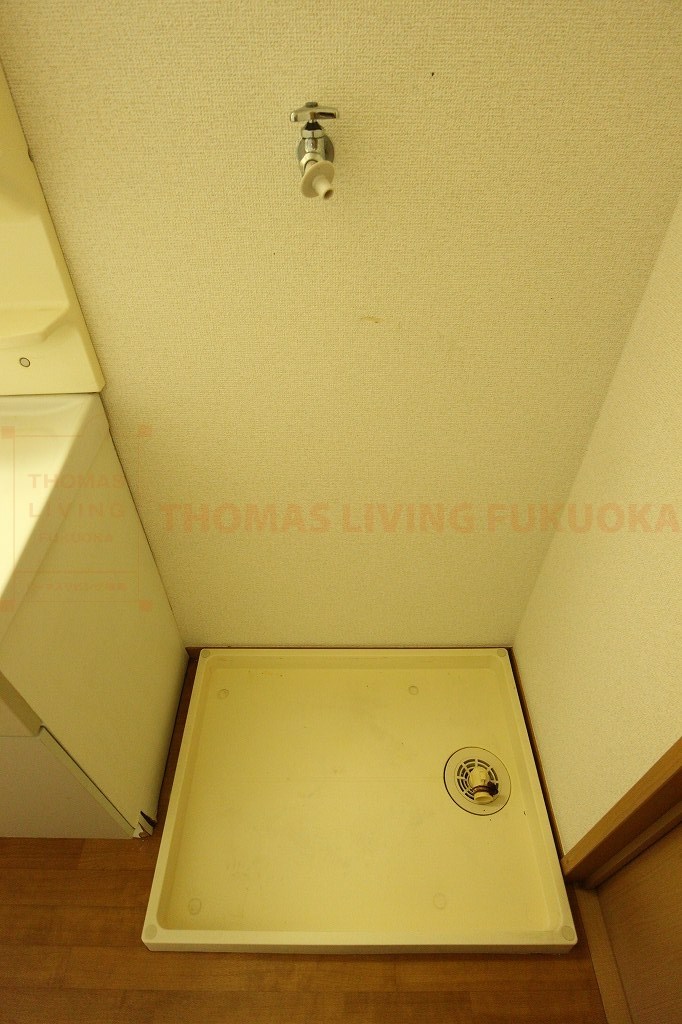 イストワールファミリアA棟 室内洗濯機置き場。