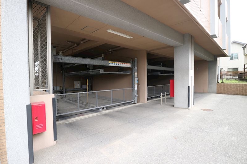 グランドゥール・オニクラ 機械式駐車場