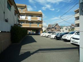 堀ビル 駐車場