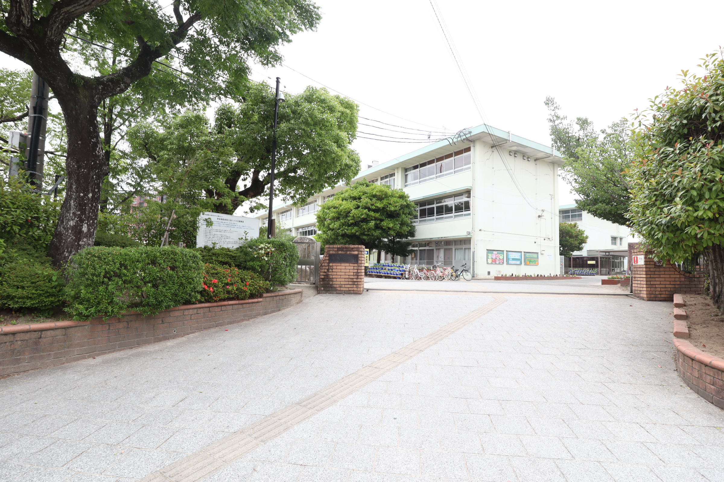 ビオラ　ヒルズ 春日市立須玖小学校