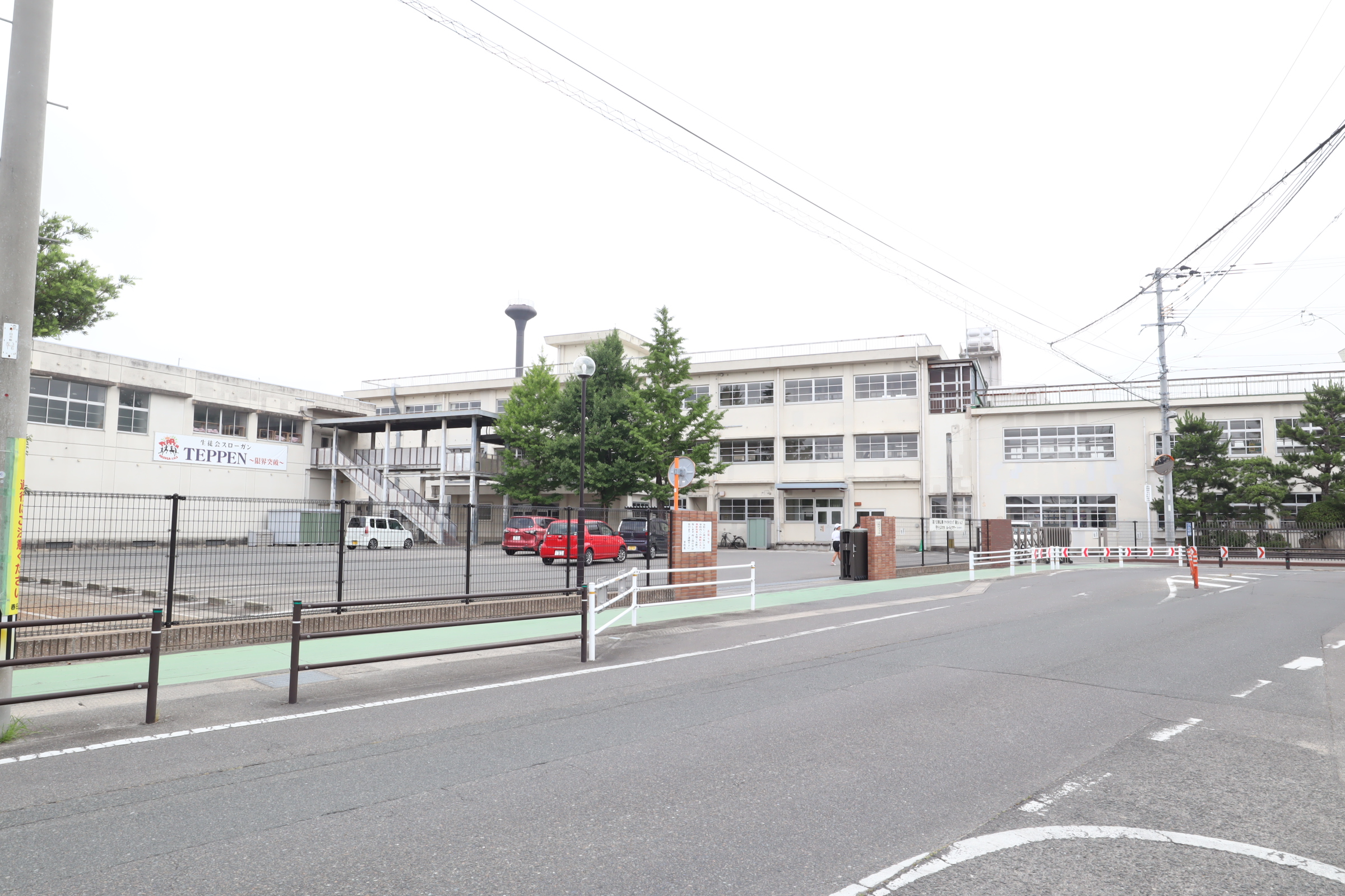ビオラ　ヒルズ 春日市立春日中学校