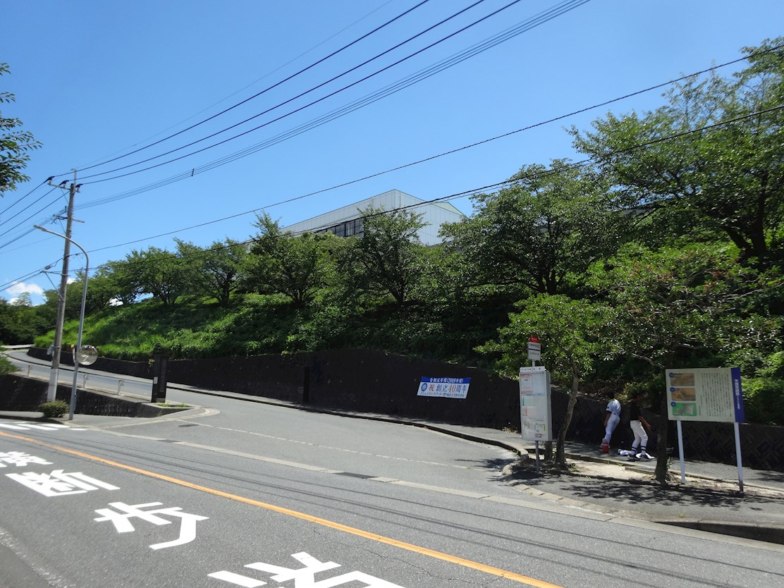 アイリス月の浦 大野城市立平野中学校