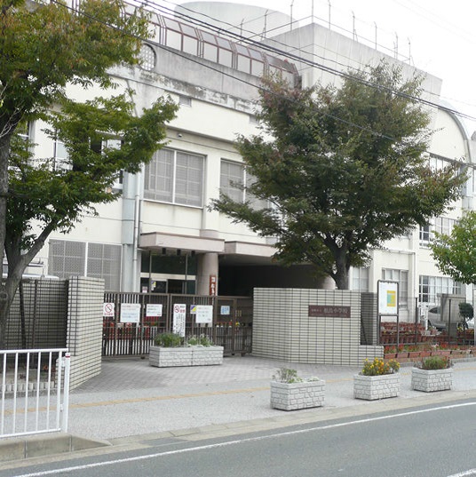 アンピール箱崎東 福岡市立松島小学校