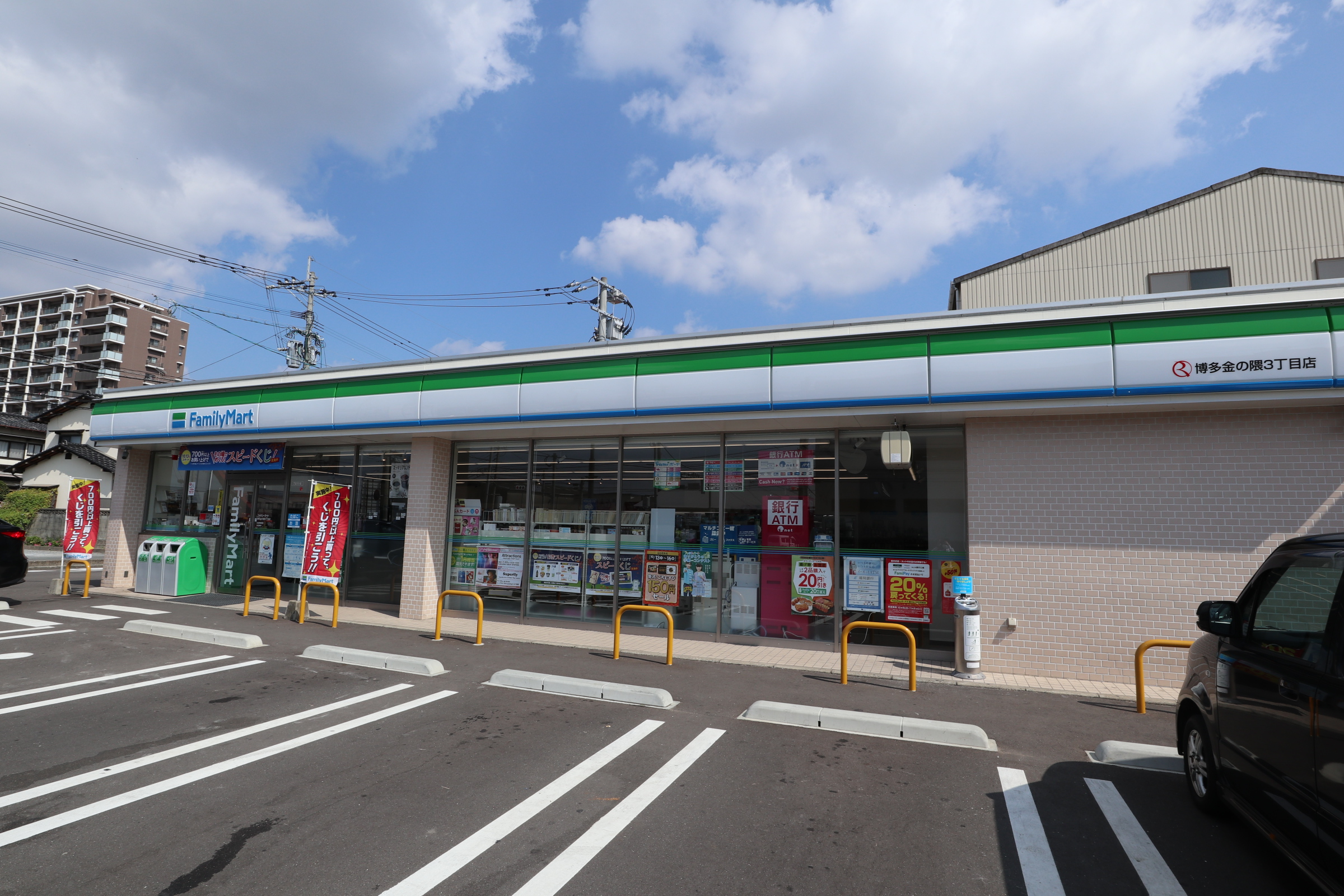 セジュール・未来　Ａ棟 ﾌｧﾐﾘｰﾏｰﾄ 博多金の隈3丁目店