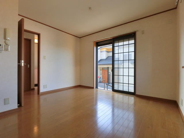 メゾン青葉　Ａ棟  リビング※別号室の参考写真になります。