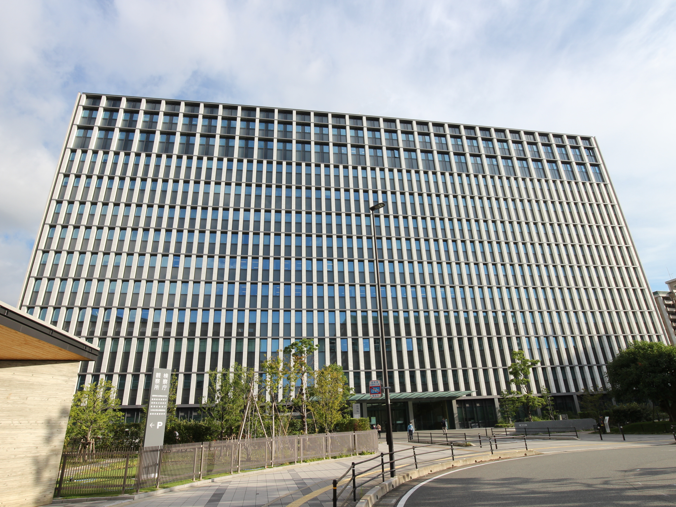 エンクレスト六本松 福岡裁判所