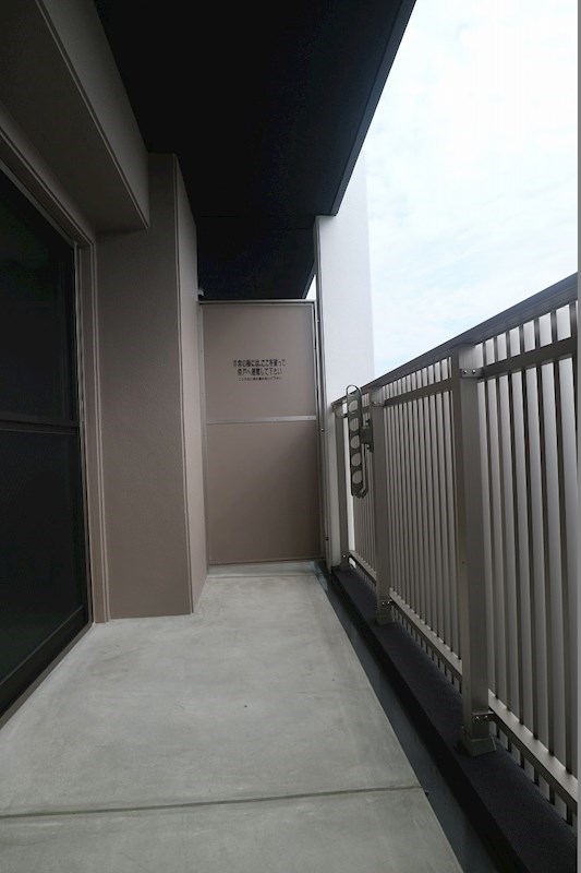 アストラル東比恵 ※別号室の参考写真になります。
