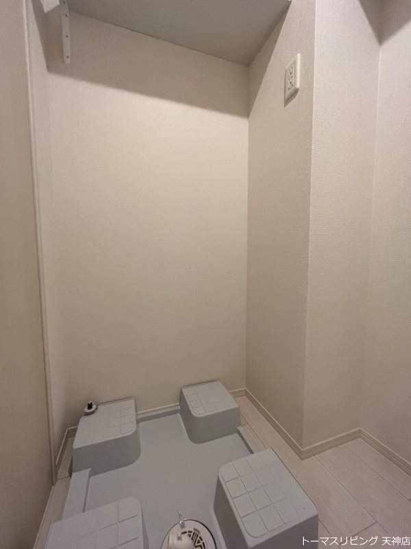 カタンニュードーム前 その他