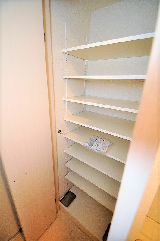 エステムプラザ福岡県庁前ネオシス ※別号室の参考写真になります。
