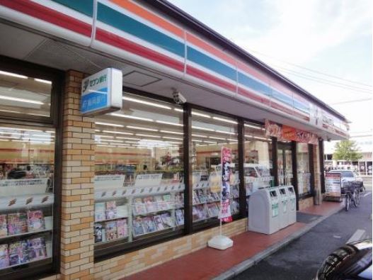 メゾンエミナーンス ｾﾌﾞﾝｲﾚﾌﾞﾝ 福岡長尾1丁目店