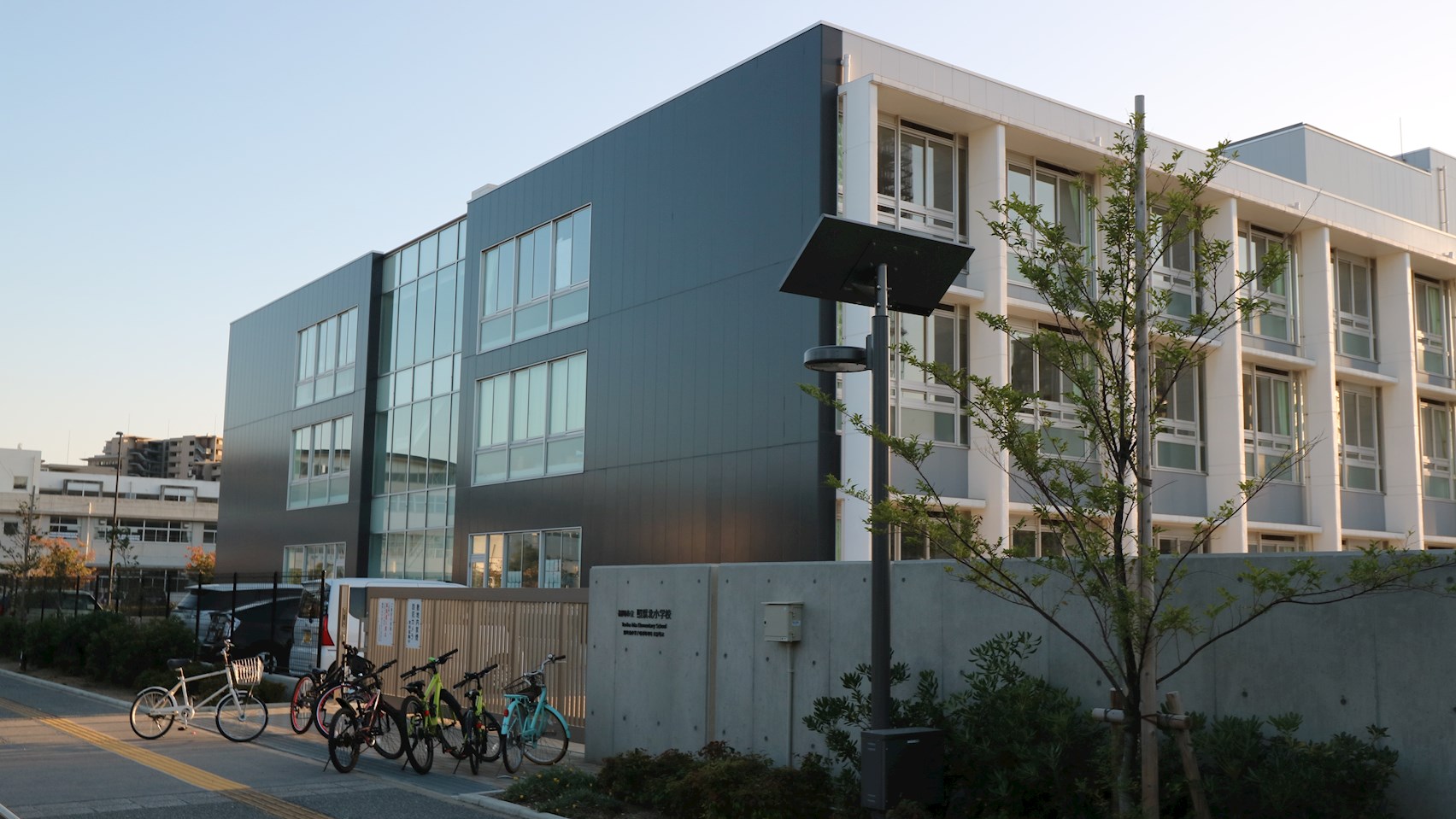 アイランドシティ　オーシャン＆フォレストタワーレジデンス　WEST棟 福岡市立 照葉北小学校