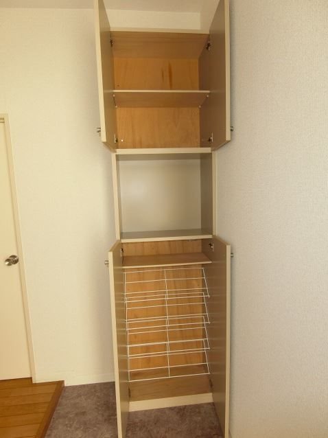 カーサ136 玄関