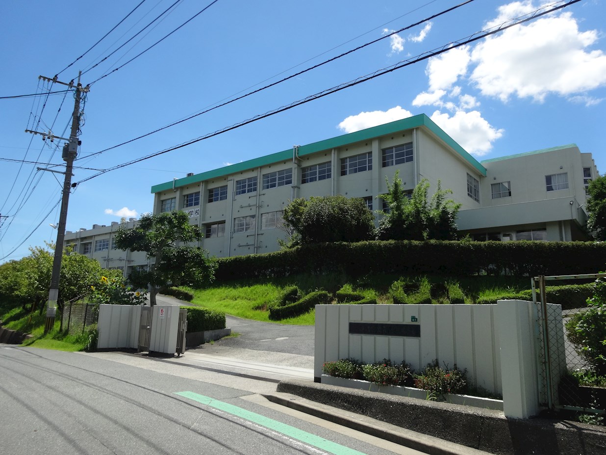 アイリス大野城 大野城市立平野小学校