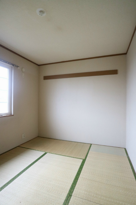 アンソレイエ南山手 D棟 ※写真を準備中のため、同物件の別室写真をご参照ください。