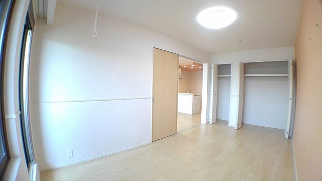 サンローラ・Y 写真は同型別物件