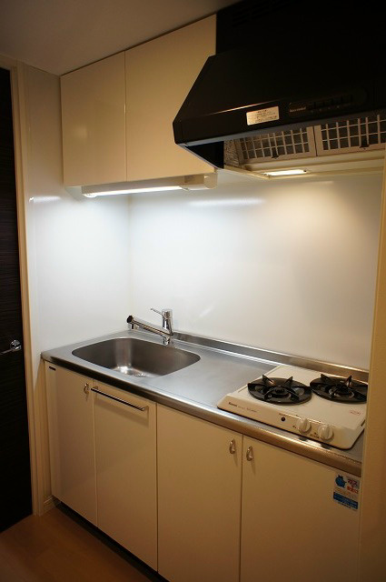エンクレスト博多駅前Ⅲ キッチンです。＊別部屋参考写真。