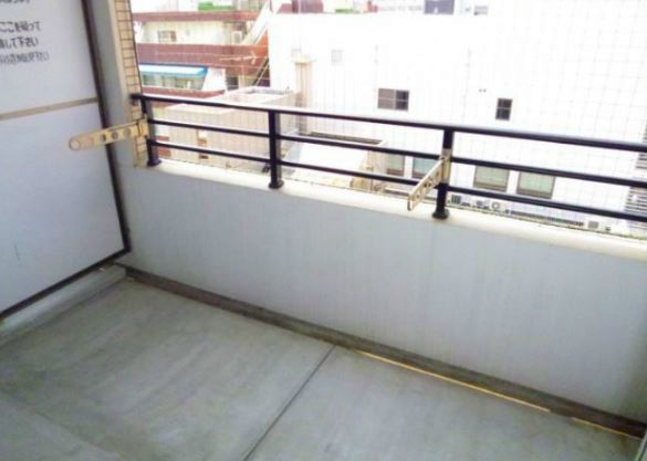 エンクレスト博多駅前Ⅲ ベランダです。＊別部屋参考写真。