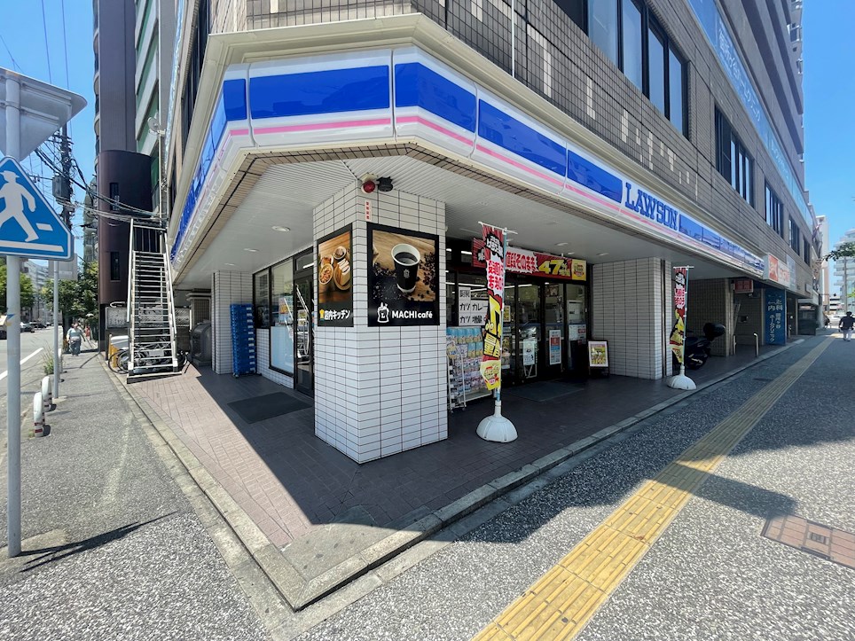 グランパーク天神 ﾛｰｿﾝ 福岡舞鶴交番前店