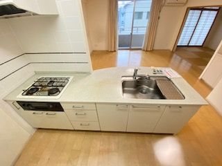ヒューマインド春日中央 キッチン
