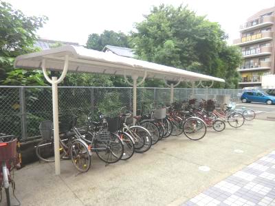 エクセレント大和 駐輪場