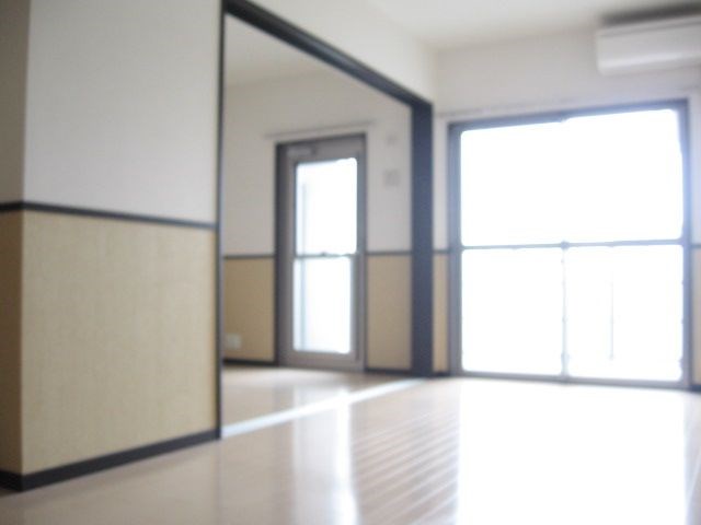 グロースメゾン博多山王 リビングです。※参考写真です。