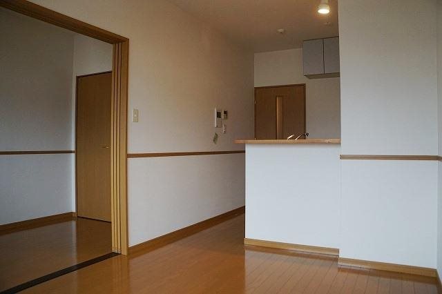 S-FORT箱崎東 ※別号室の参考写真になります。