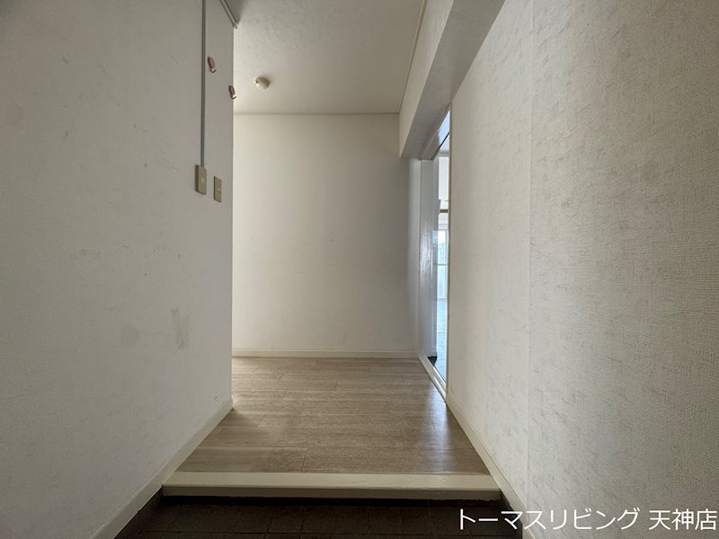 WEST HILLS TENJIN 玄関