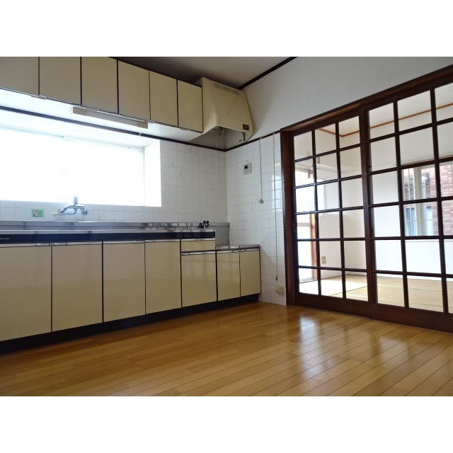 ブルーロード ダイニング