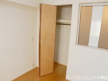 オーテモンウェルリバーテラス 収納