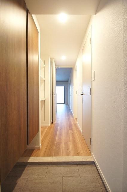 RJRプレシア百年橋 玄関