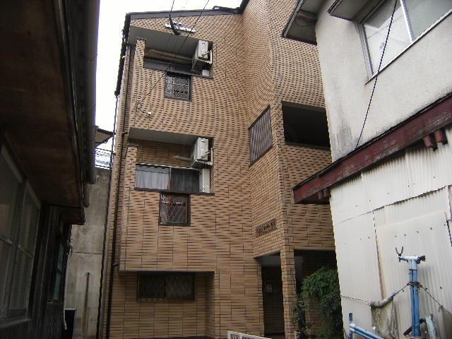 メゾネット千早 外観