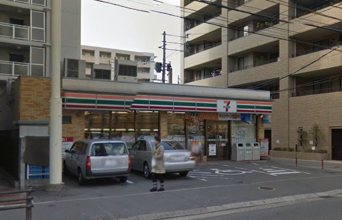 アークヴィラ大濠西 セブンイレブン