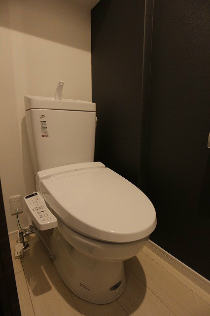 アクタス博多駅東Ⅱスクエア 温水式便座※別号室の参考写真になります。