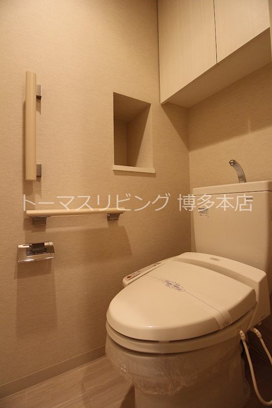 ジオ・イニシア博多駅前  別階層参考写真
