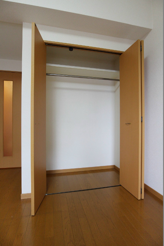 ヴィラクレスト吉塚（旧サムティ吉塚南) 収納
