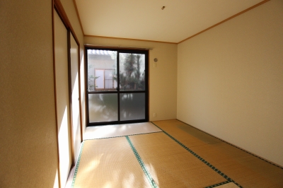 セジュールS214 写真は別号室です。