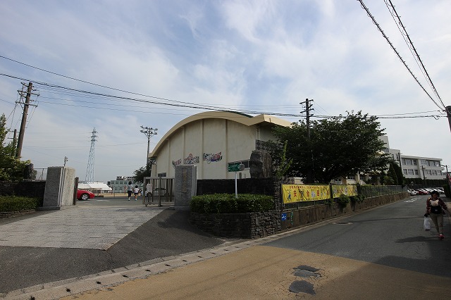 ラ・メール新宮 新宮町立新宮小学校