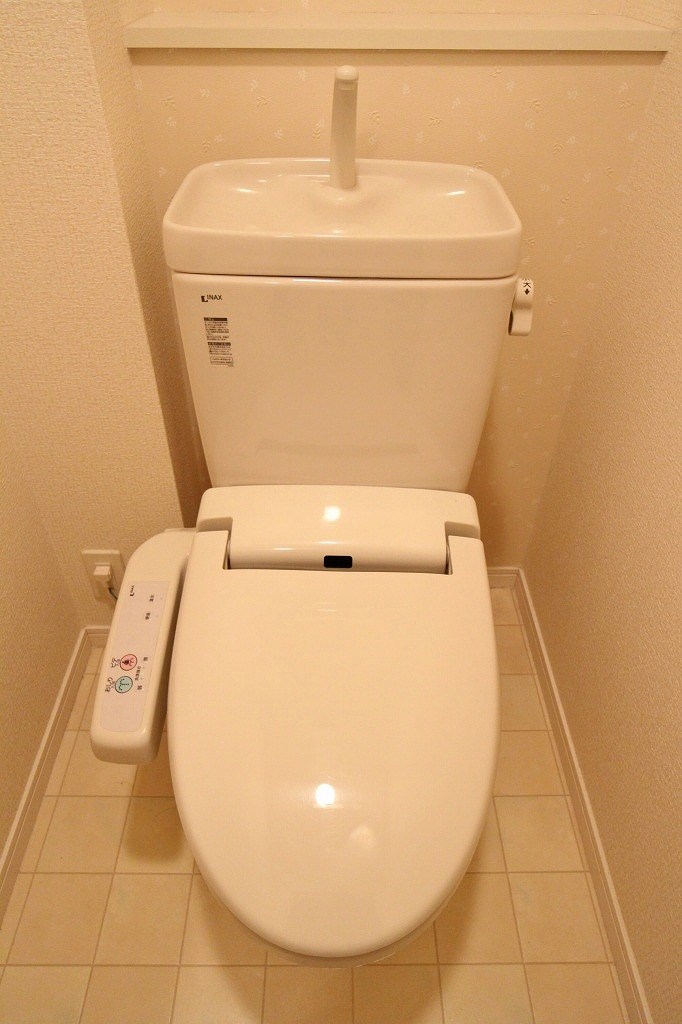 グランドゥール清水 トイレ　別号室参考写真