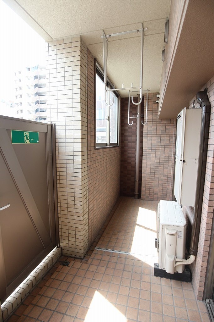 グランドゥール清水 バルコニー　別号室参考写真