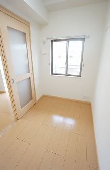 エンブレイス博多駅南 ※別室参考写真
